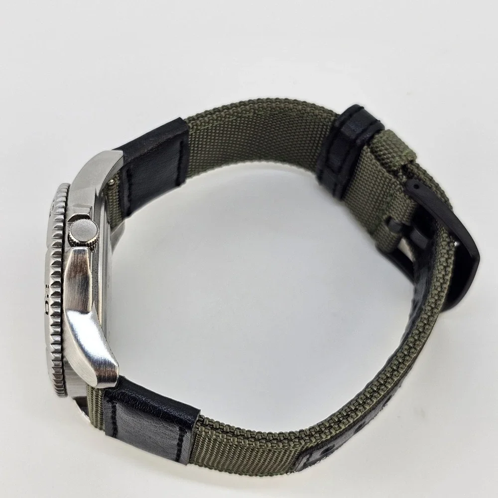 Timex Expedition Men Watch 38MM Cream Dial NEW Green Nylon Bands New Battery